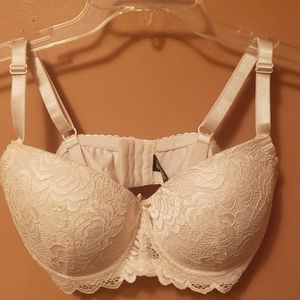 EUC Bra Size 36D by Body Corps